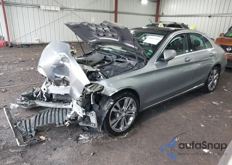 2016 Mercedes-Benz C 300 from USA, damaged, VIN 55SWF4JB6GU150950